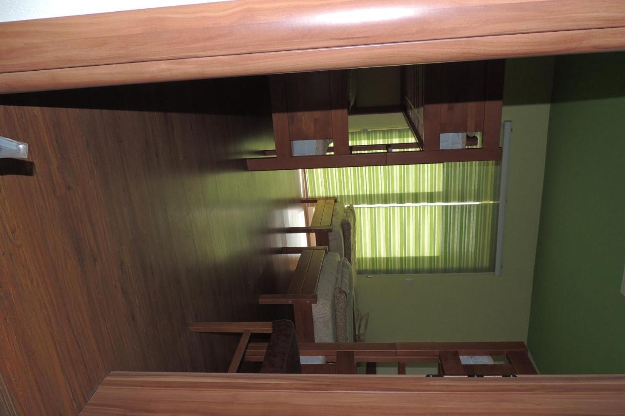 Hostel Villa Popovic Travnik Ngoại thất bức ảnh
